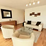 Comfortable, Sunny, Quiet, Good Location! Apartament Lozanna
