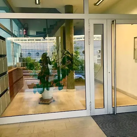 Comfortable, Sunny, Quiet, Good Location! * Λωζάνη