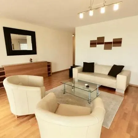 Comfortable, Sunny, Quiet, Good Location! Apartment Lausanne
