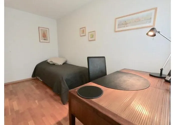 Comfortable, Sunny, Quiet, Good Location! Διαμέρισμα