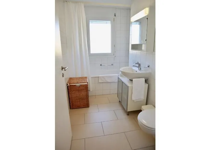 Apartment Comfortable, Sunny, Quiet, Good Location! Lausanne